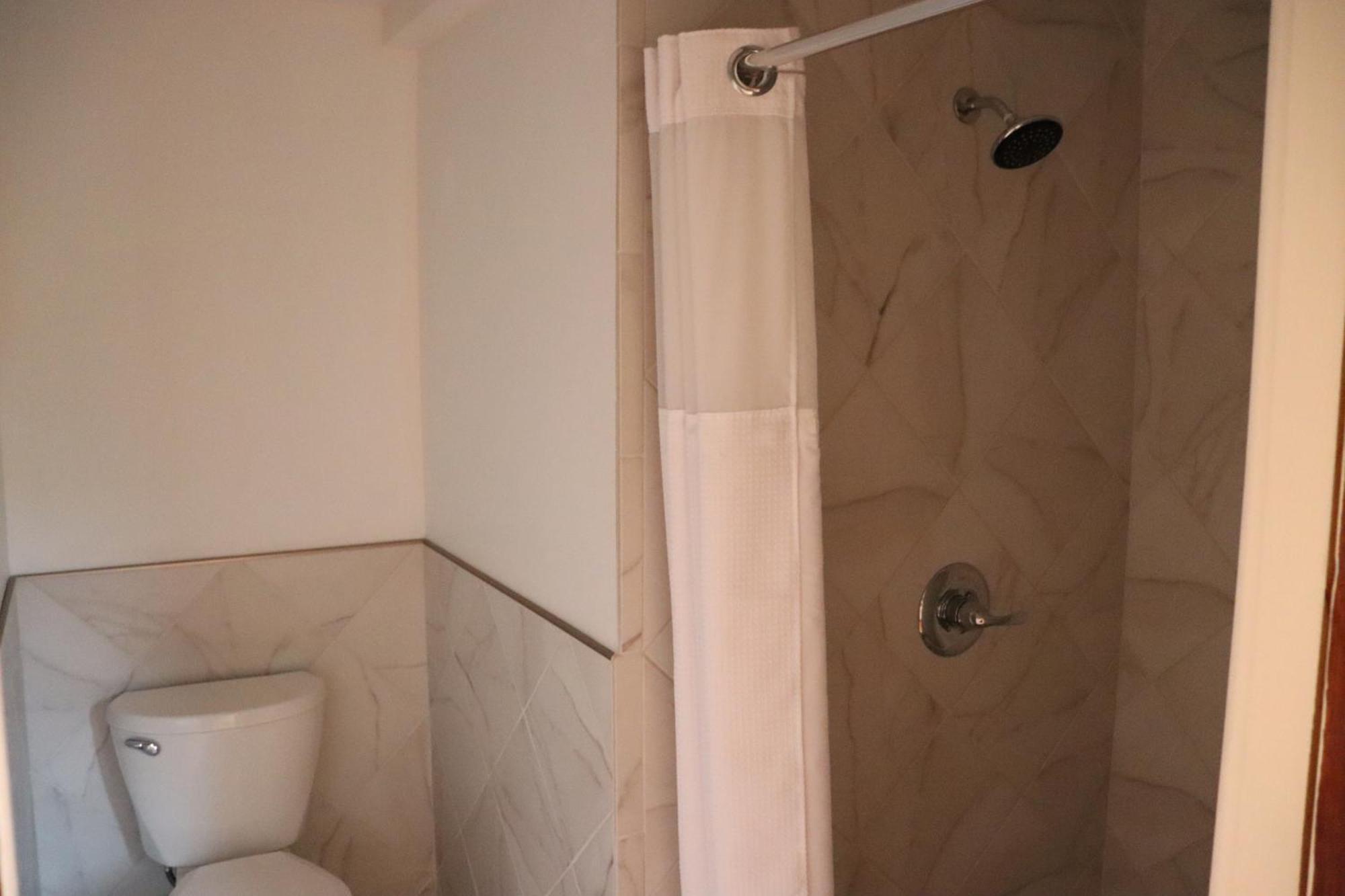Adamstown Vaast Bed & Breakfast الغرفة الصورة